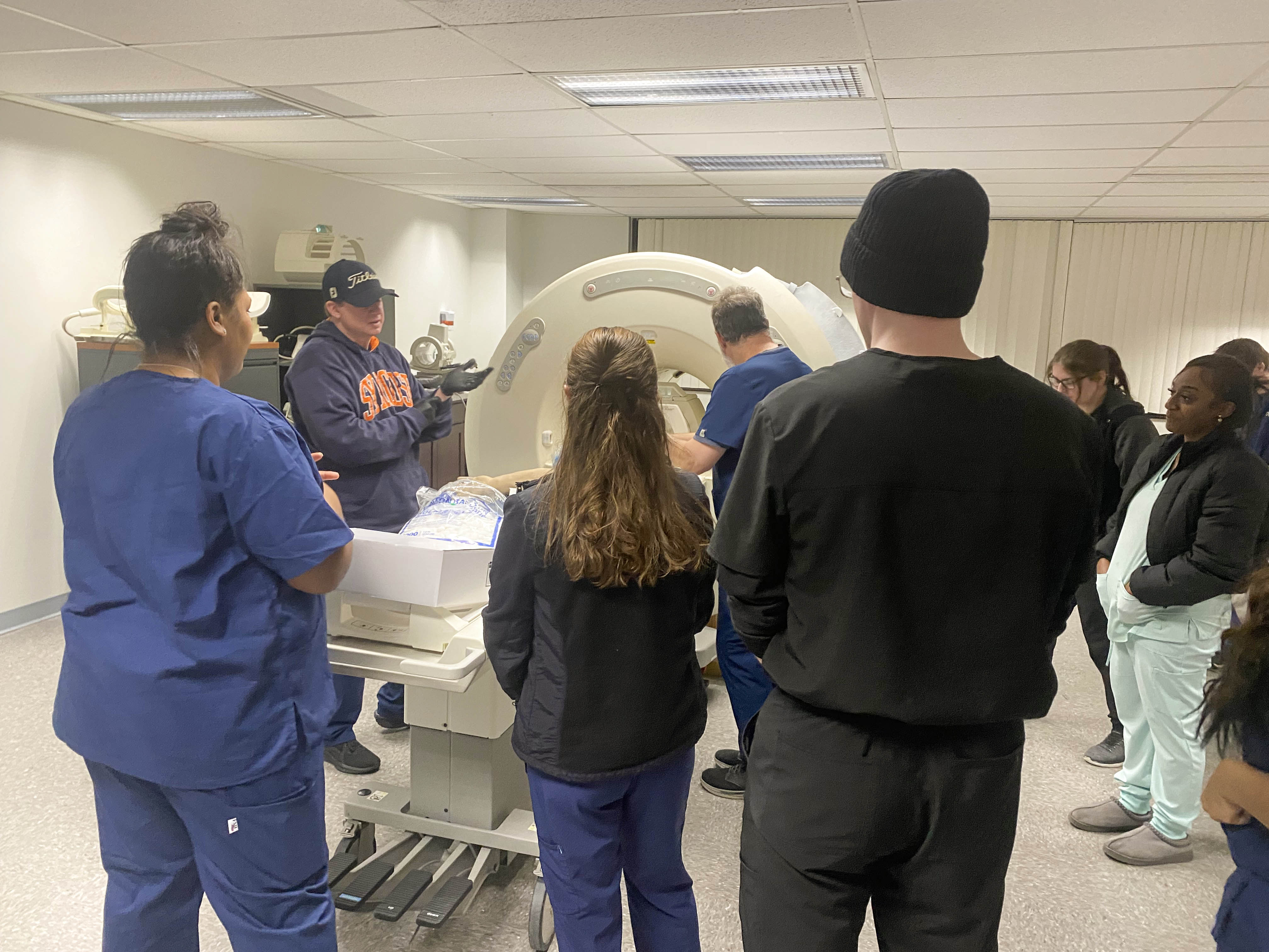 GE SIGNA MRI system used in MRI Technology training at MCC Cleveland